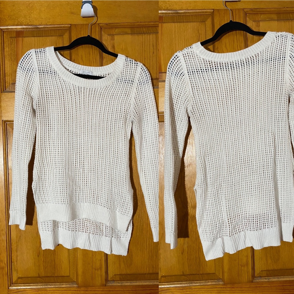 White loose-knot sweater